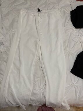Forever 21 Ivory Wide-Leg Pants